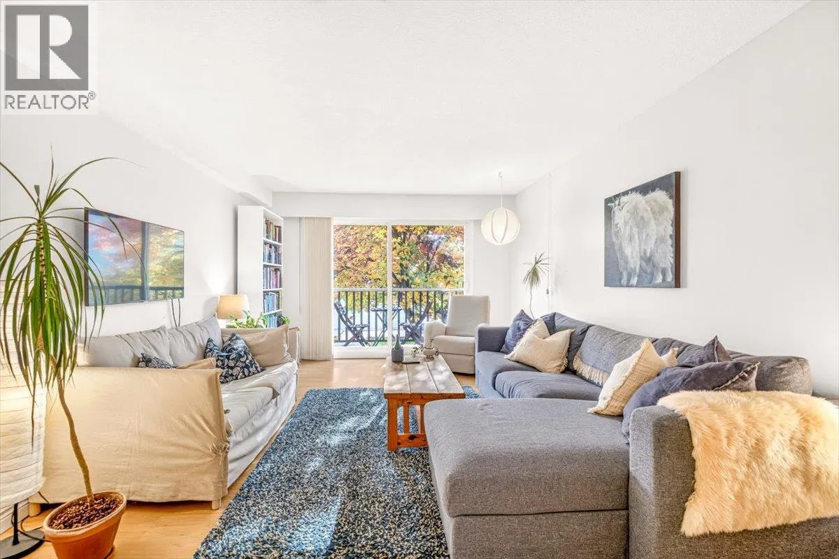 30 RIDGEMONT Avenue Unit# 204