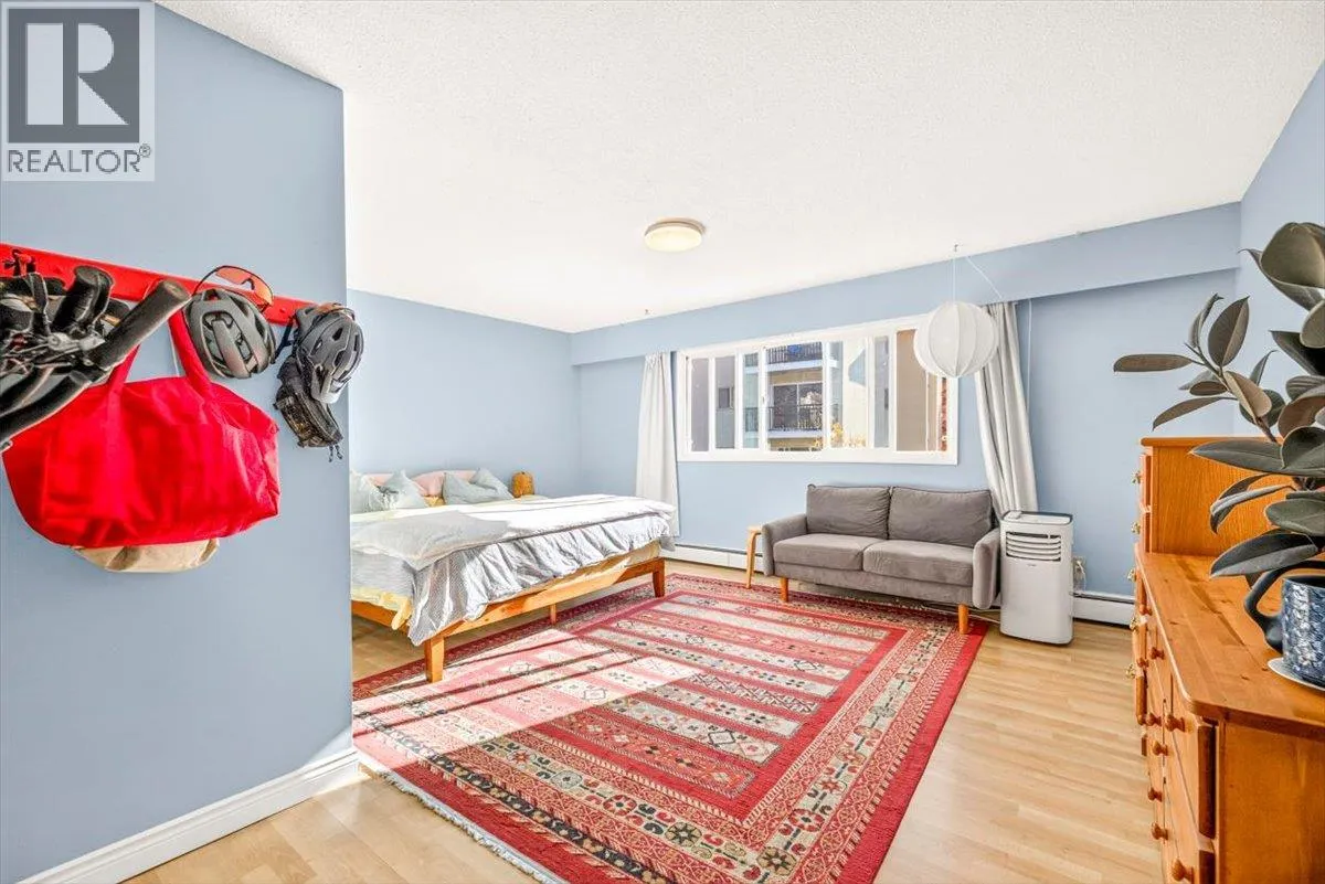 30 RIDGEMONT Avenue Unit# 204