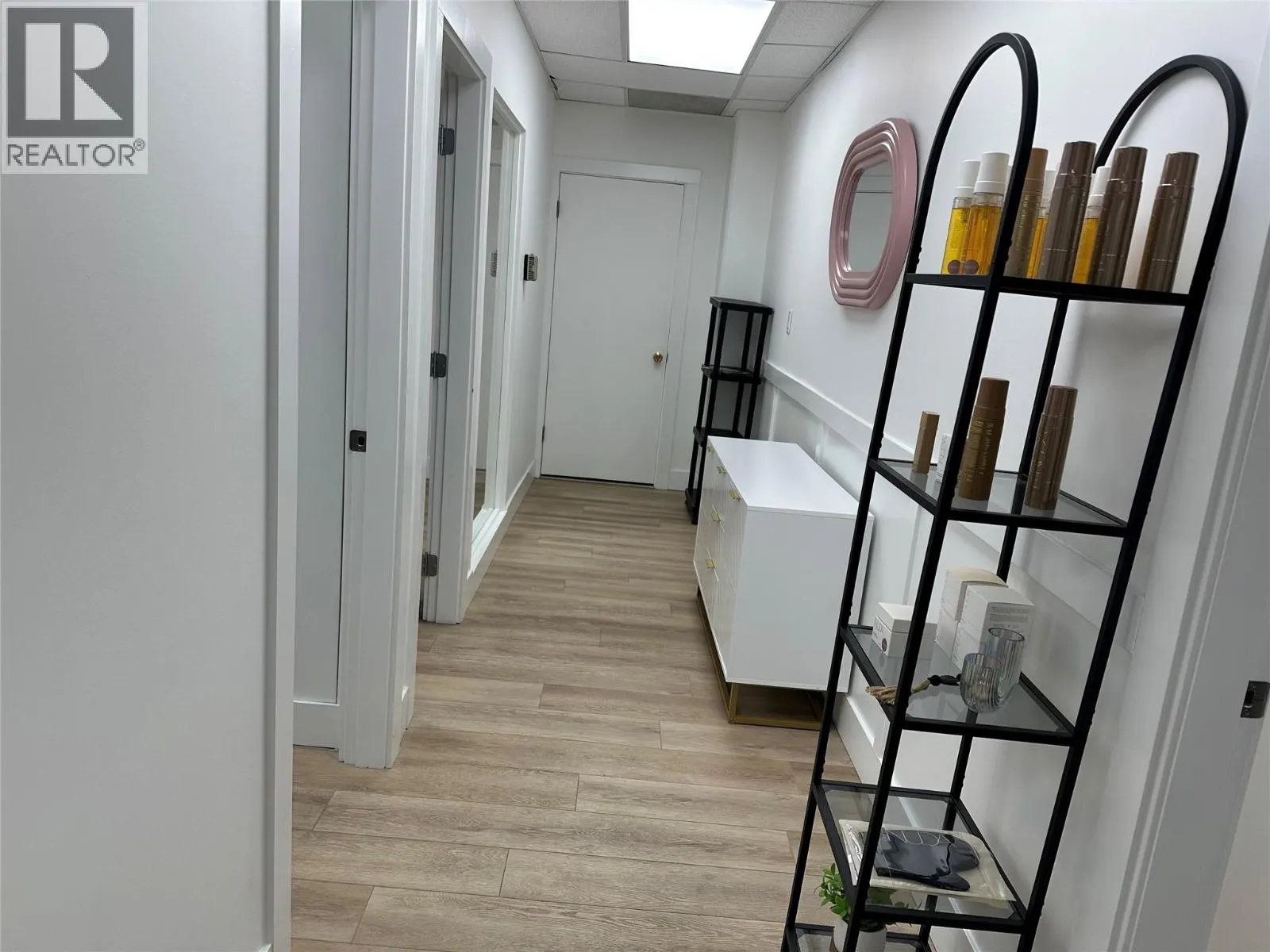 304 Martin Street Unit# 101/102