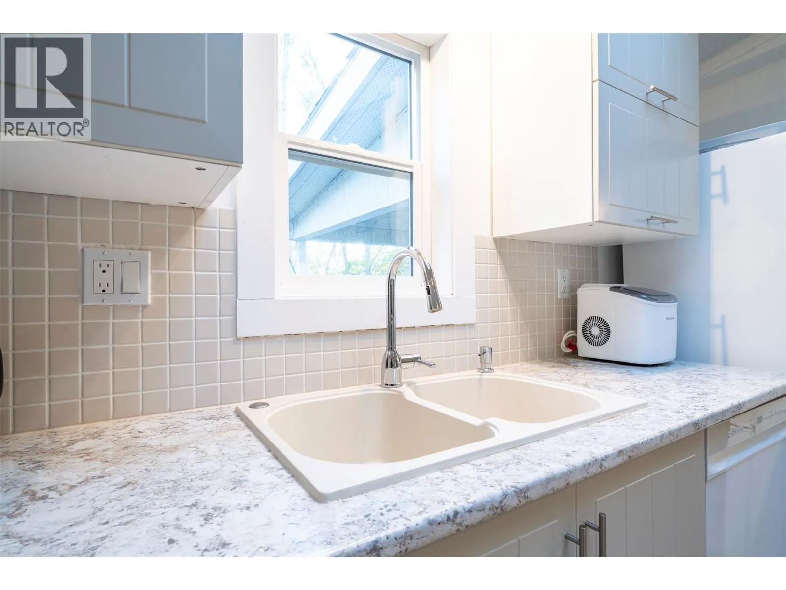 1881 Boucherie Road Unit# 45