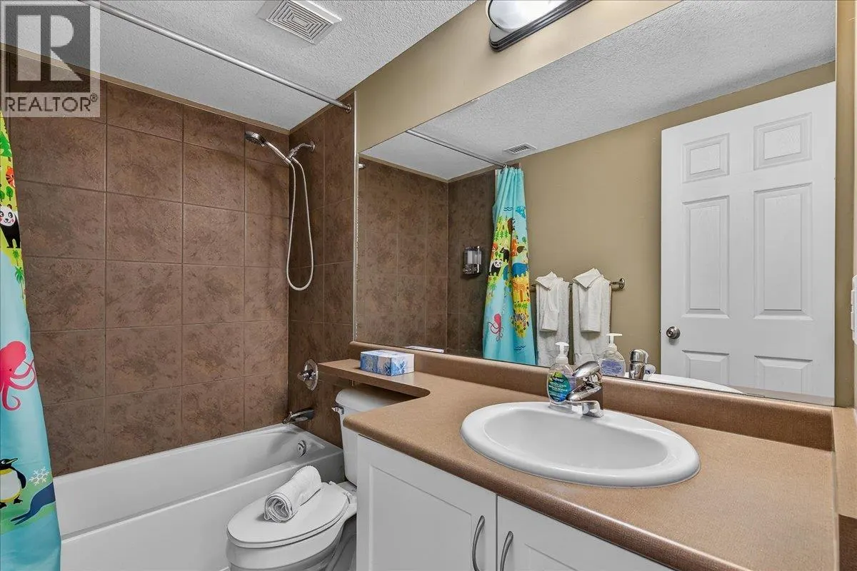 205 THIRD Avenue Unit# 2114
