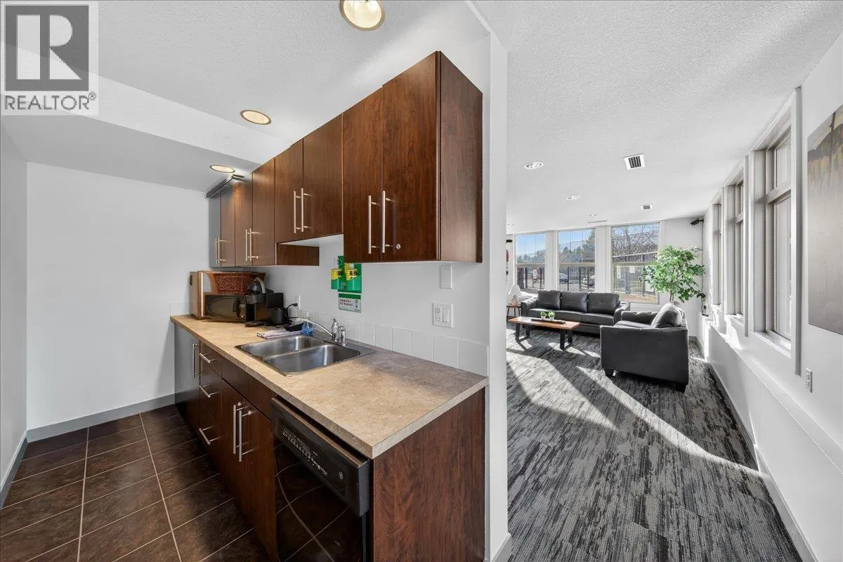 205 THIRD Avenue Unit# 2114