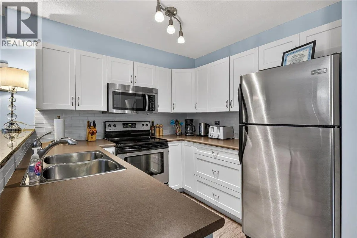 205 THIRD Avenue Unit# 2114