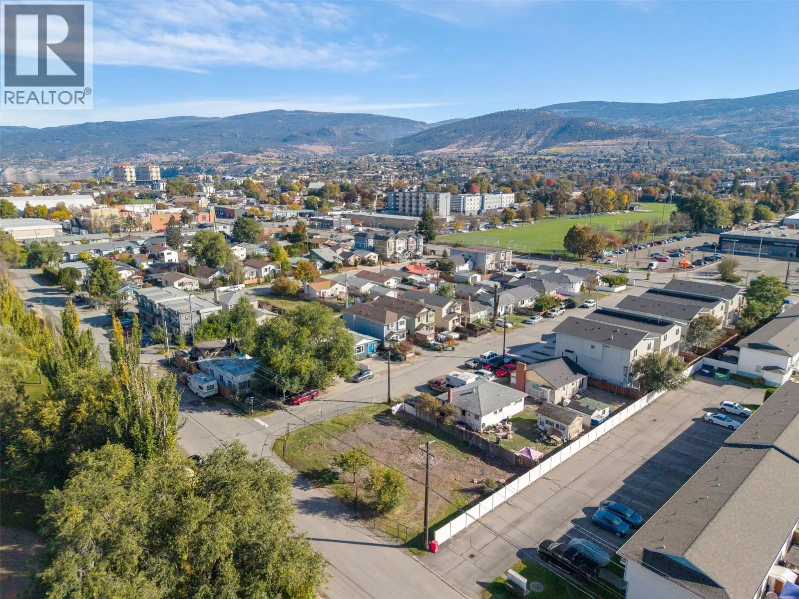 794 Kamloops Avenue