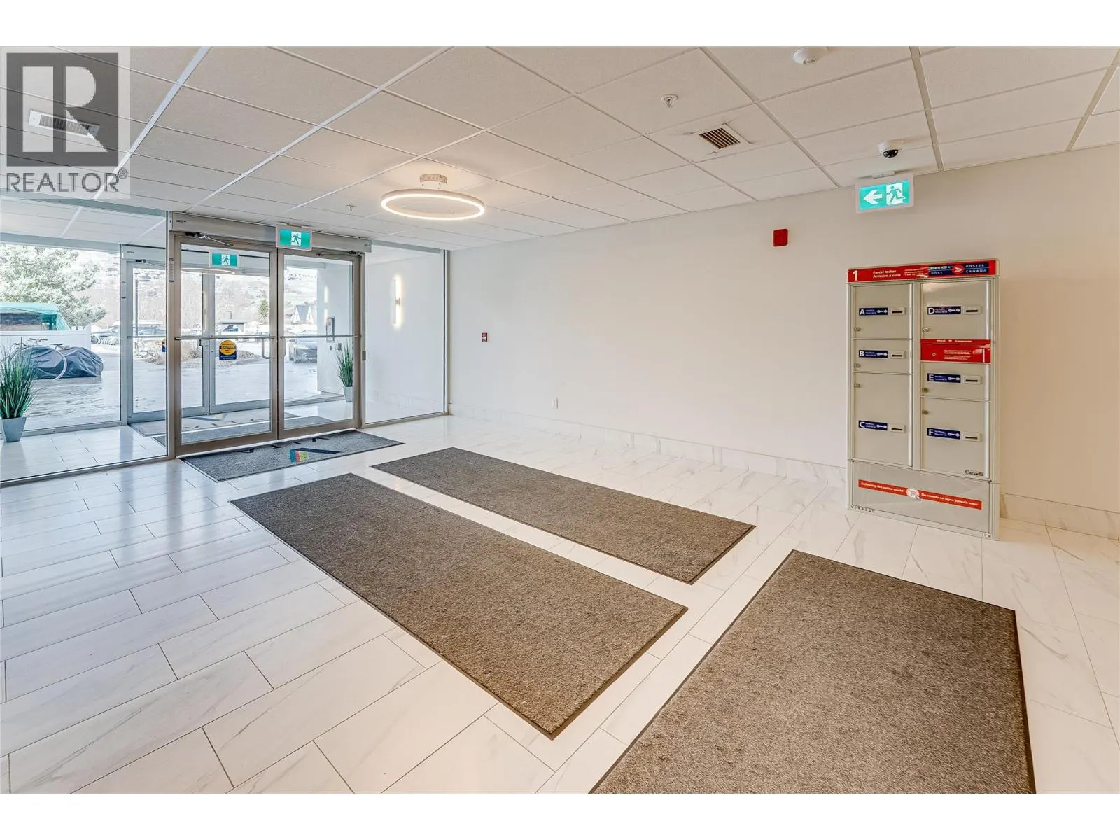 2555 Lakeshore Road Unit# 321