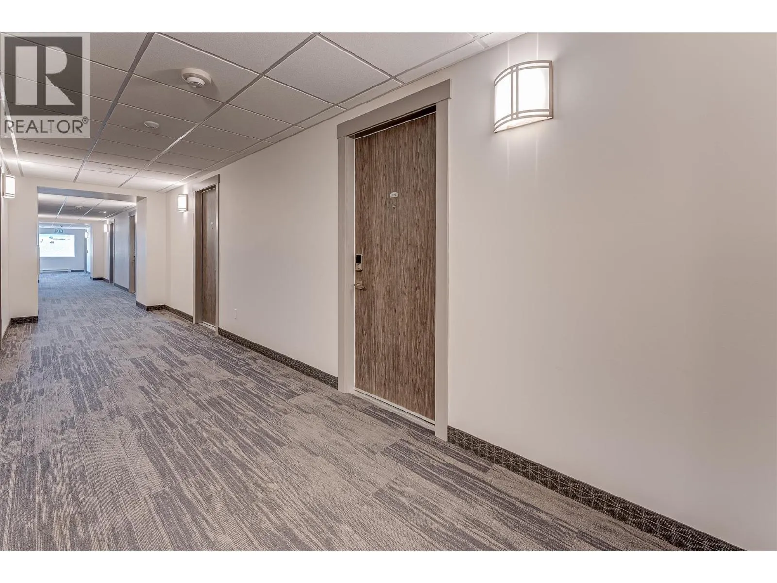 2555 Lakeshore Road Unit# 321