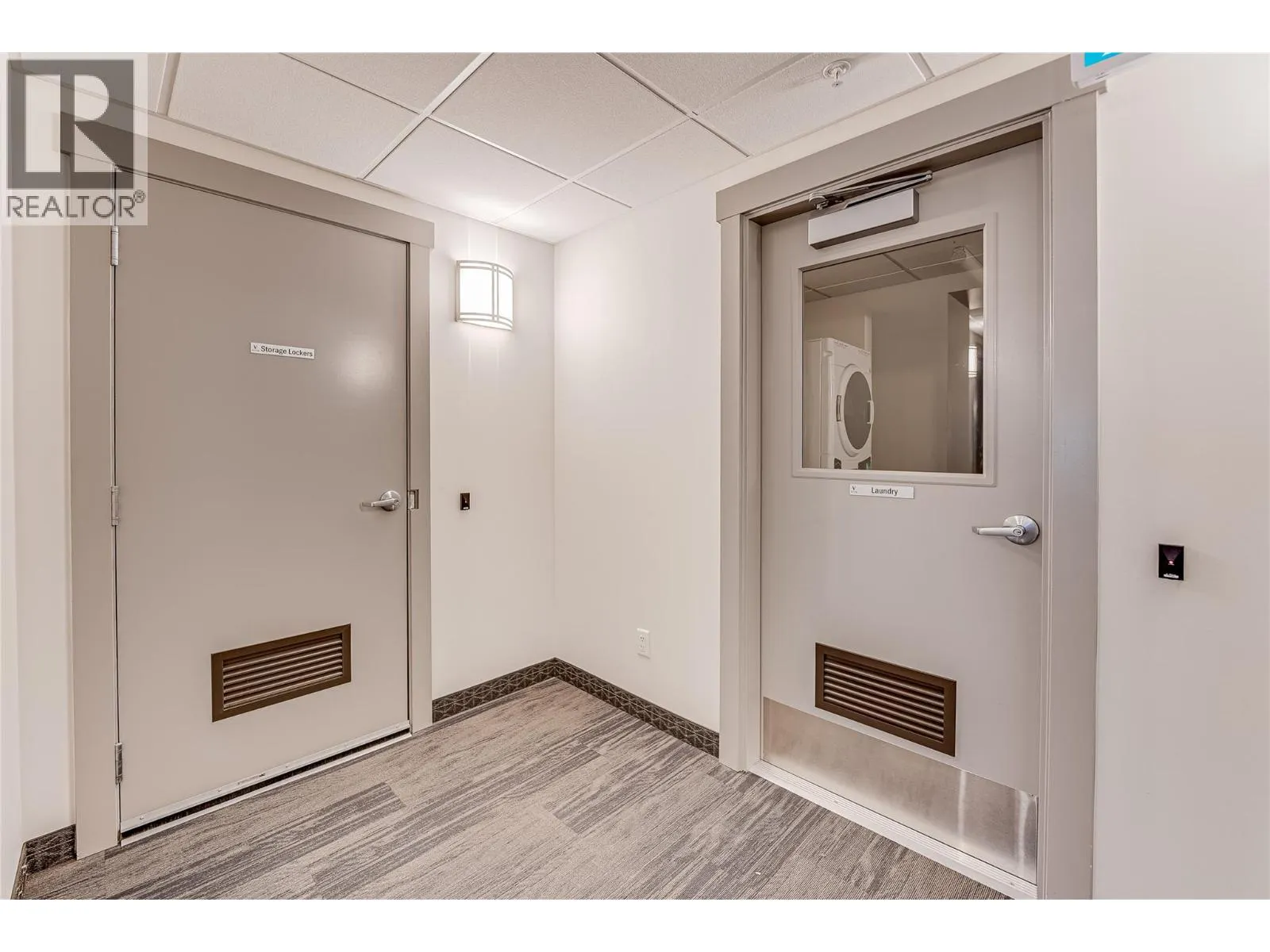2555 Lakeshore Road Unit# 321