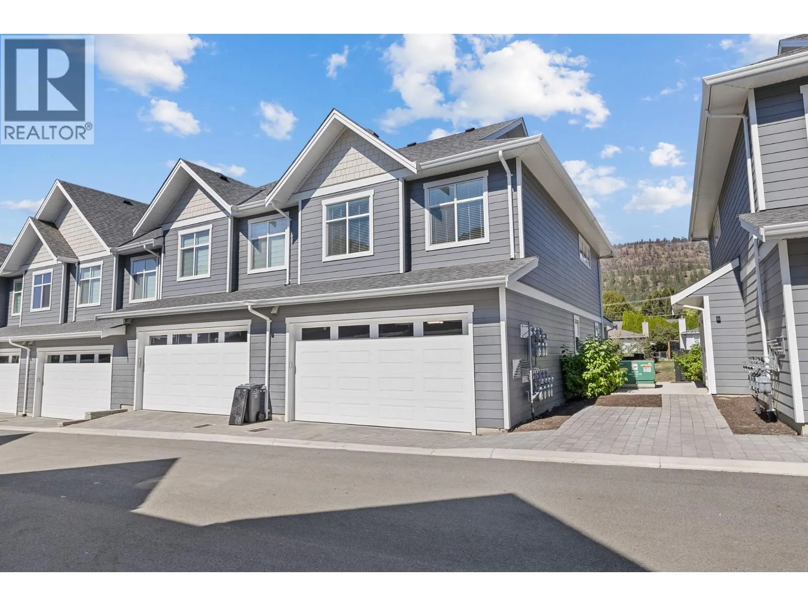 115 Wyndham Crescent Unit# 12