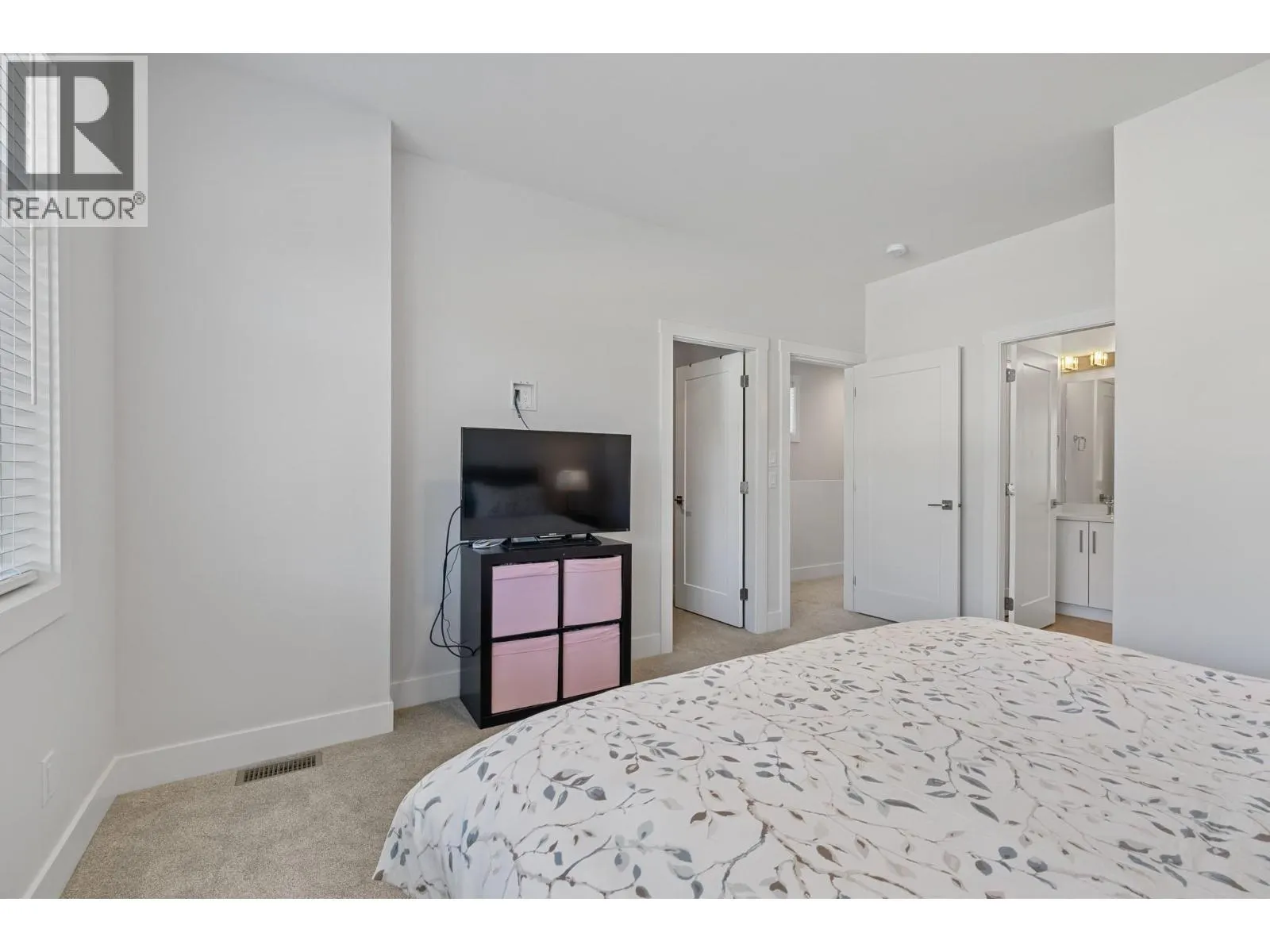 115 Wyndham Crescent Unit# 12