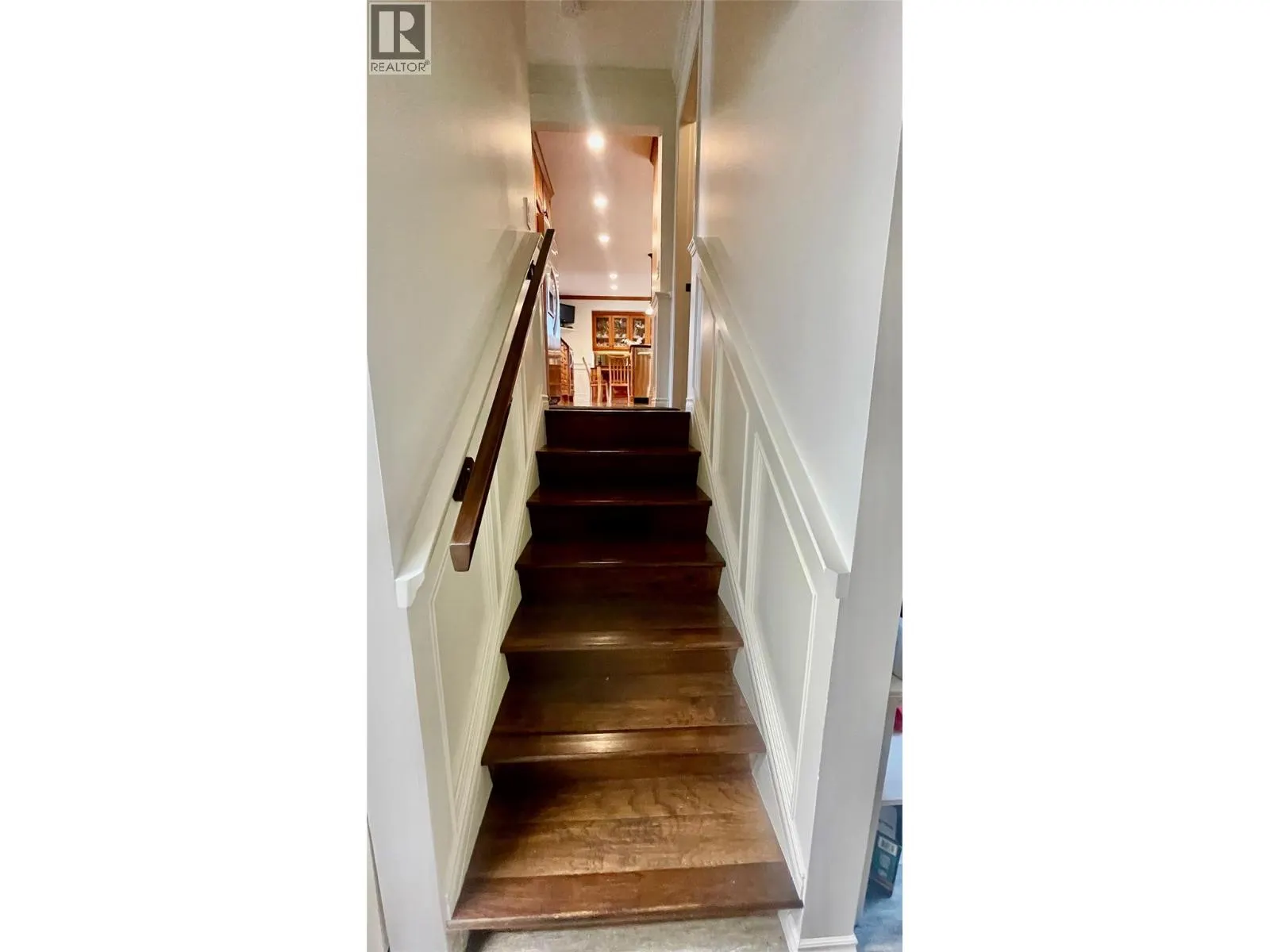 1350 Green Bay Road