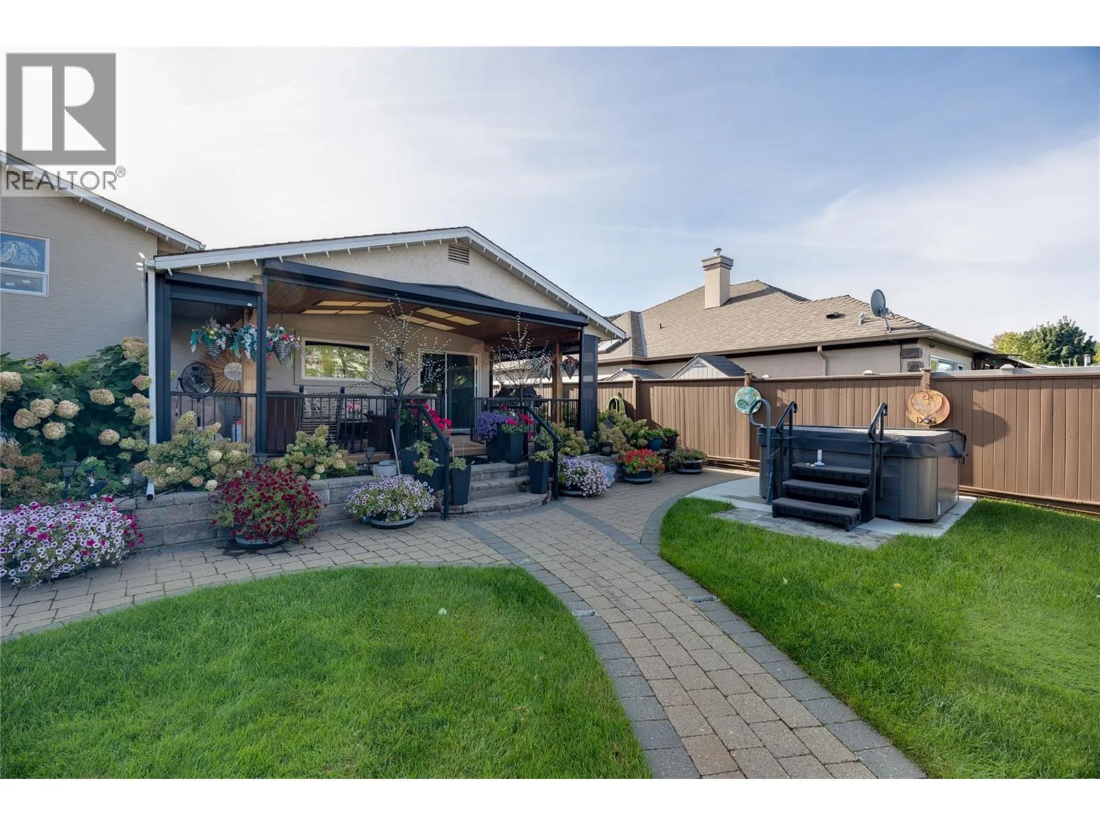 1350 Green Bay Road