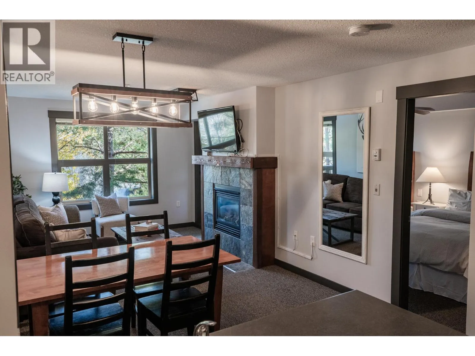 2070 Summit Drive Drive Unit# 306