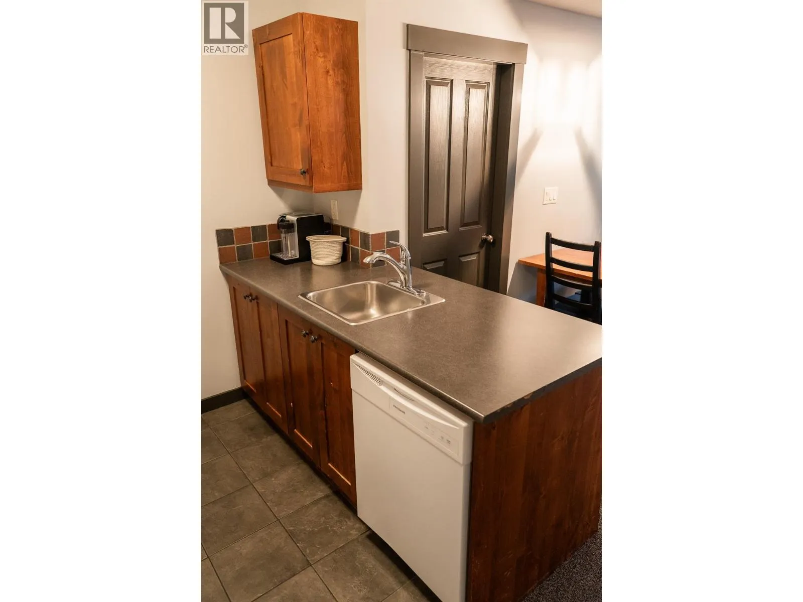 2070 Summit Drive Drive Unit# 306
