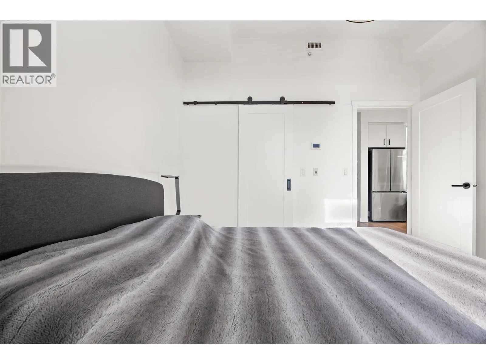 660 Cawston Avenue Unit# 604