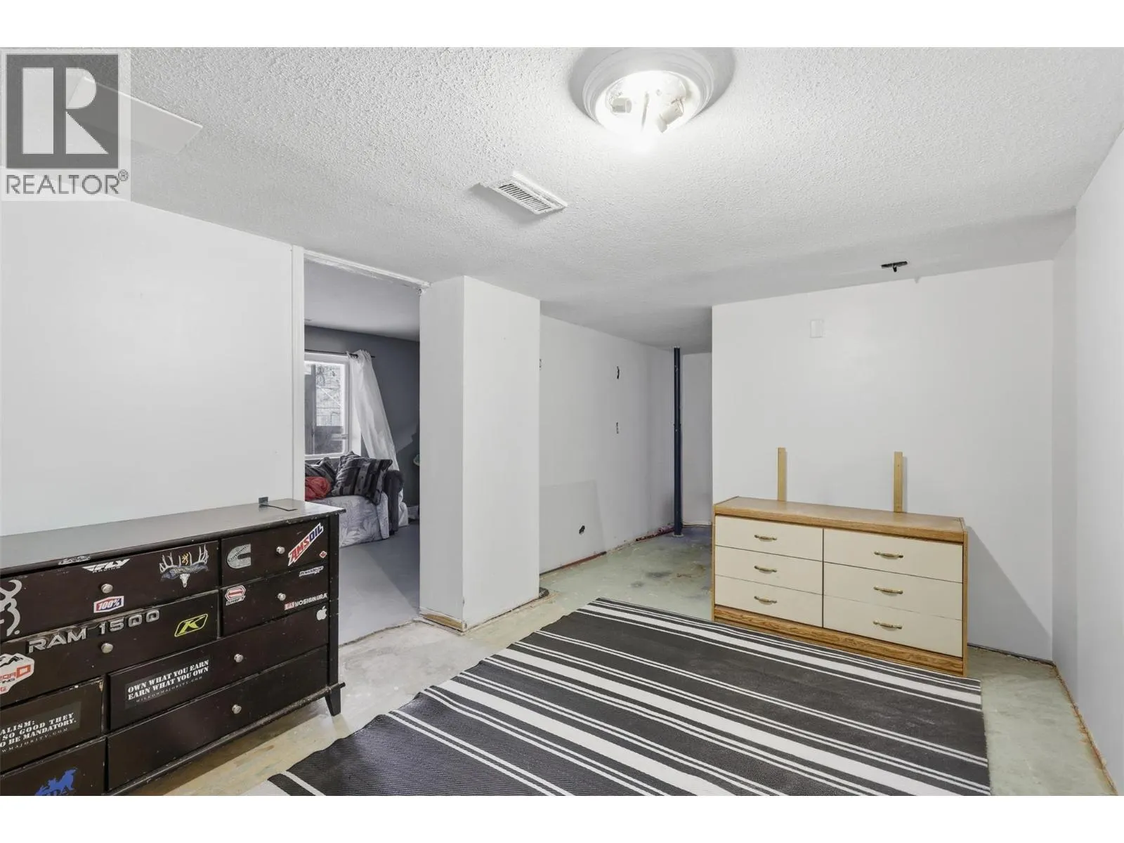 1237 Highridge Drive
