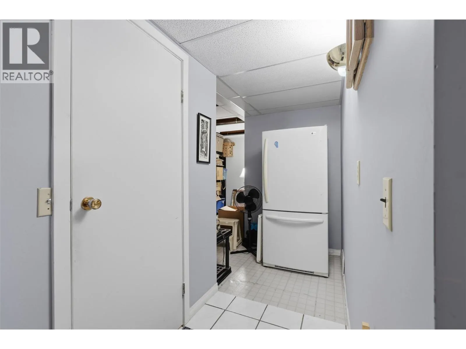 1155 HUGH ALLAN Drive Unit# 25