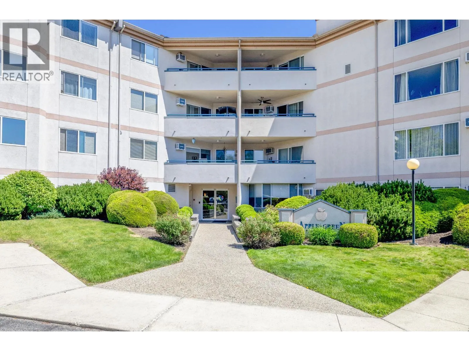 669 Houghton Road Unit# 306
