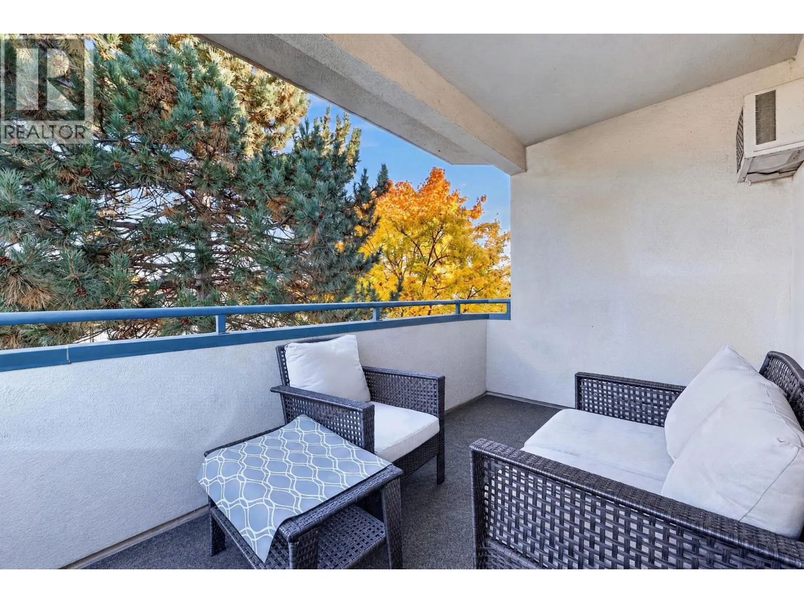 669 Houghton Road Unit# 306