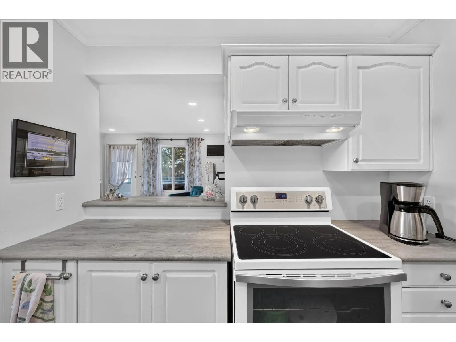 669 Houghton Road Unit# 306