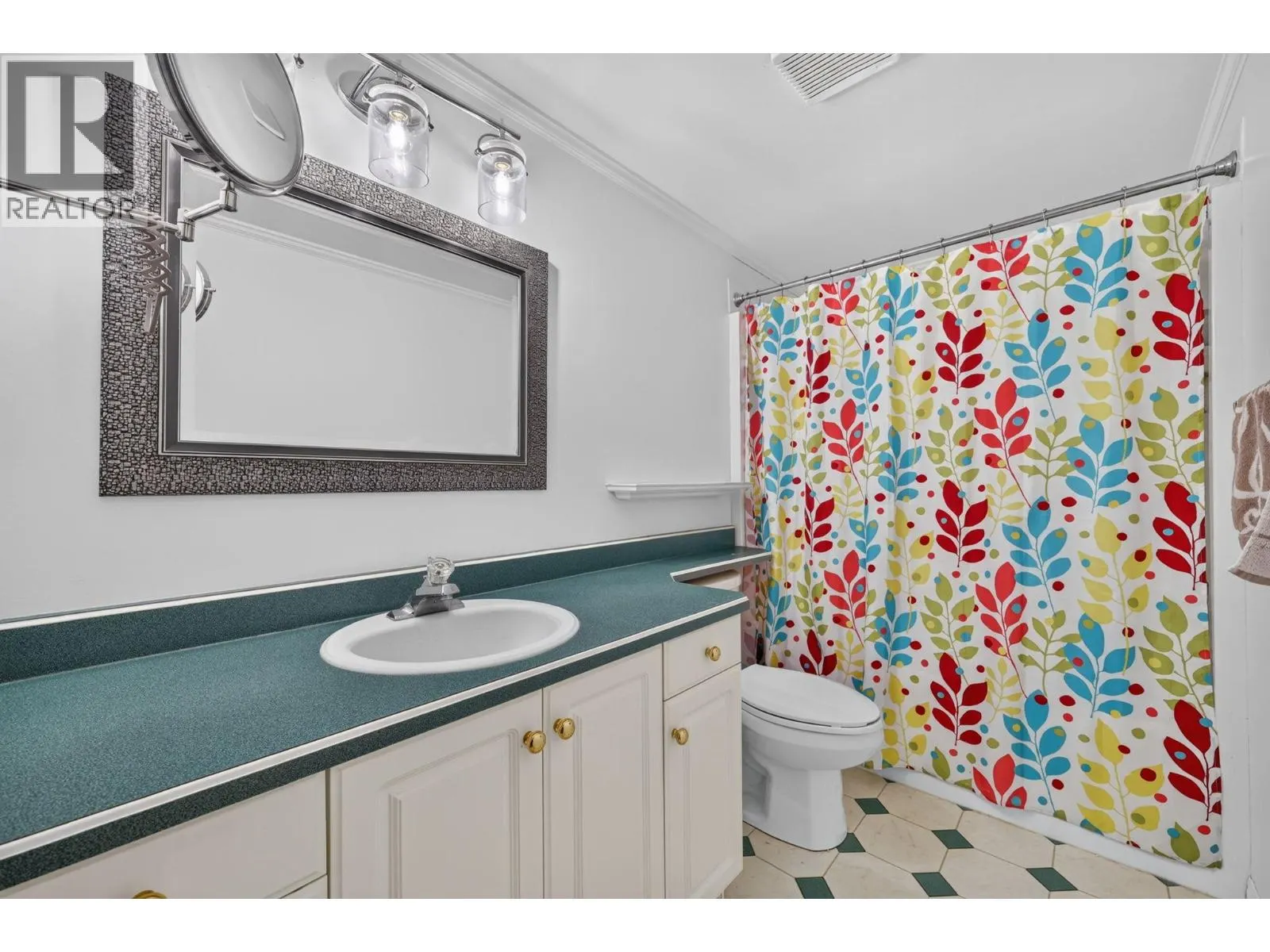 669 Houghton Road Unit# 306