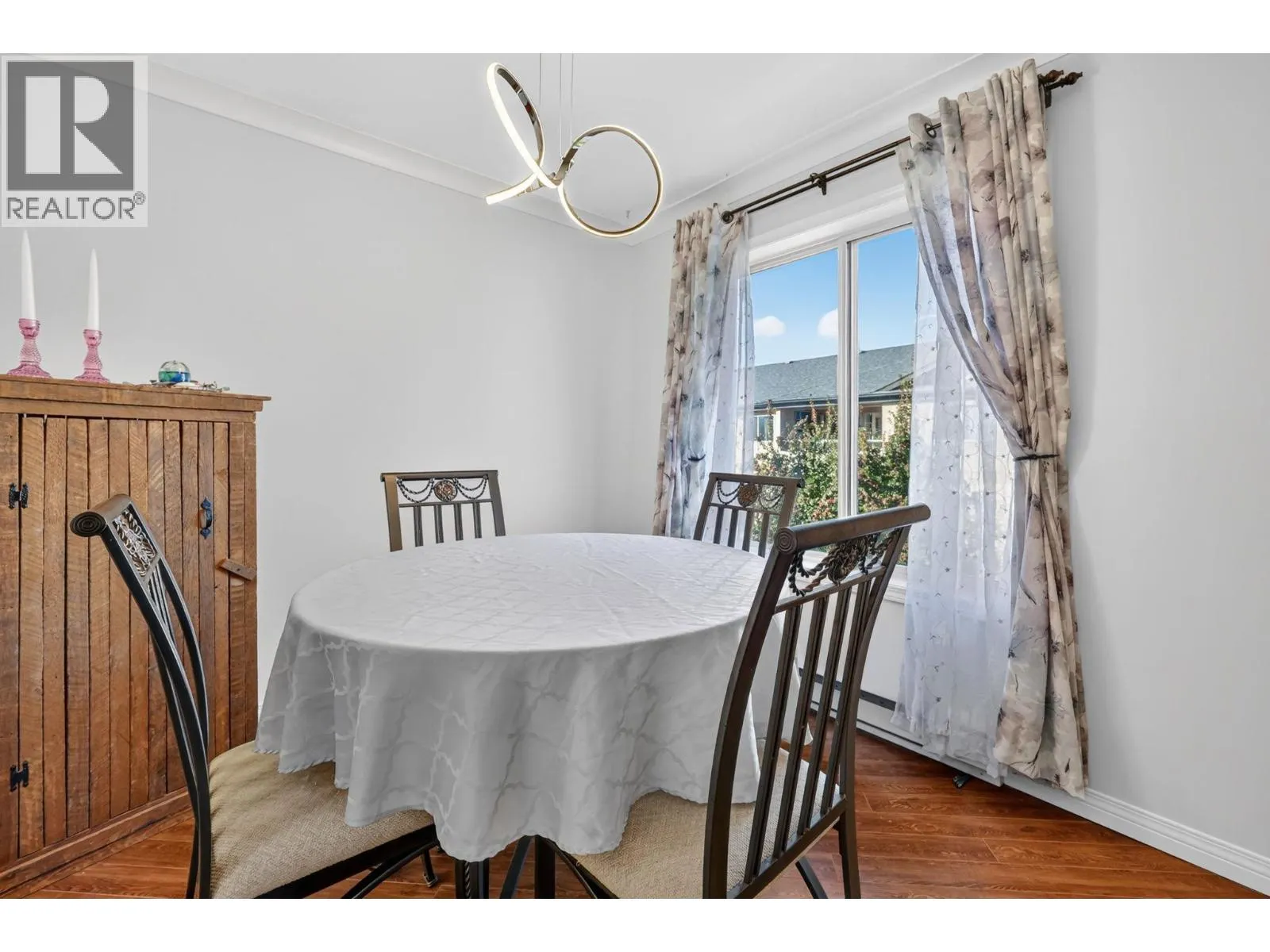 669 Houghton Road Unit# 306