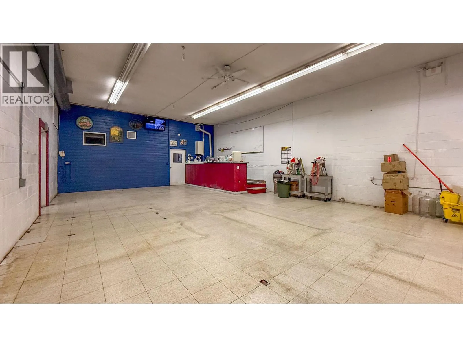 4313 25 Avenue Unit# 2A & 3A