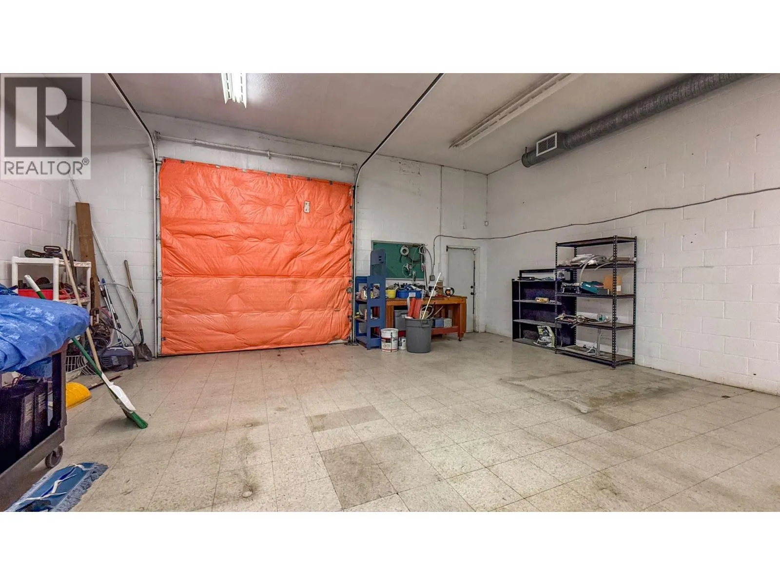 4313 25 Avenue Unit# 2A & 3A