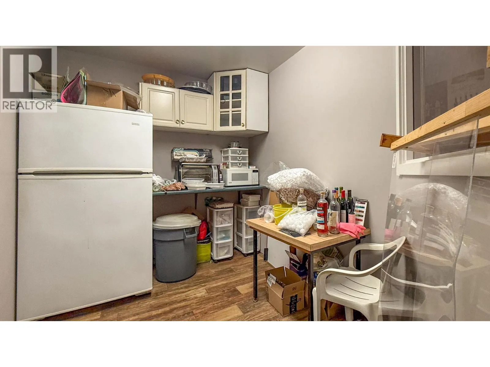 4313 25 Avenue Unit# 2A & 3A