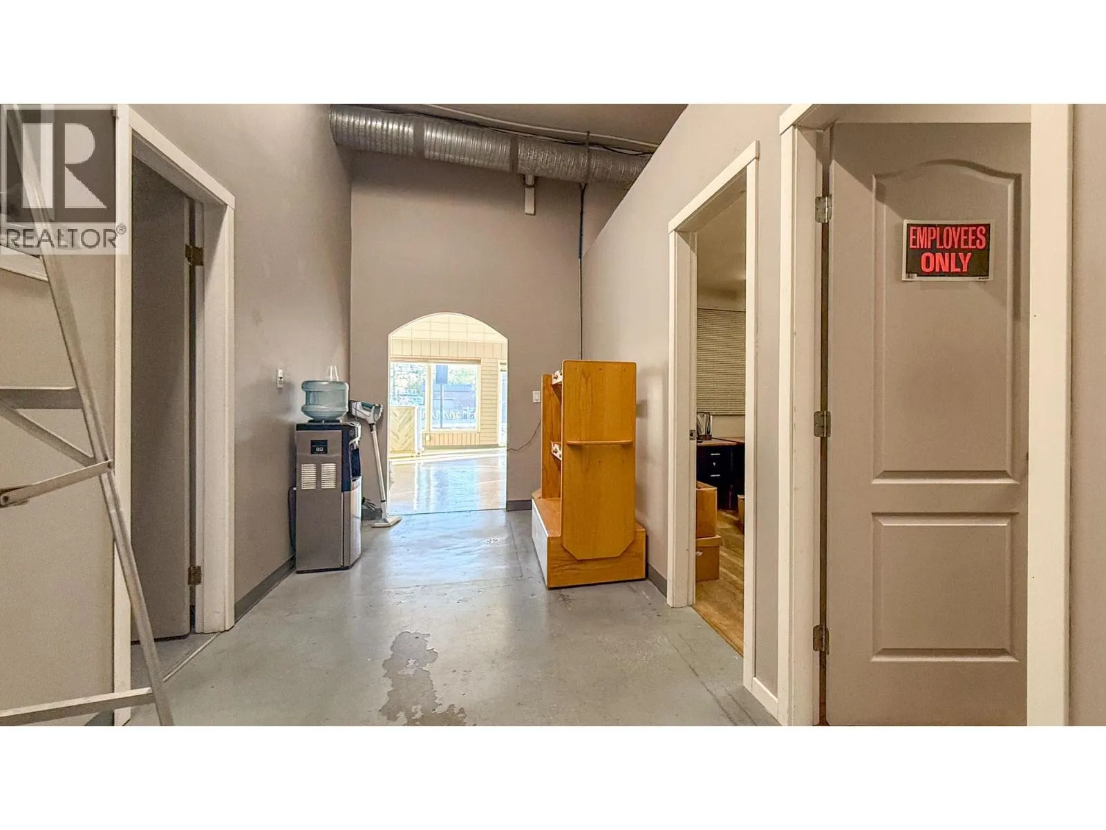 4313 25 Avenue Unit# 2A & 3A