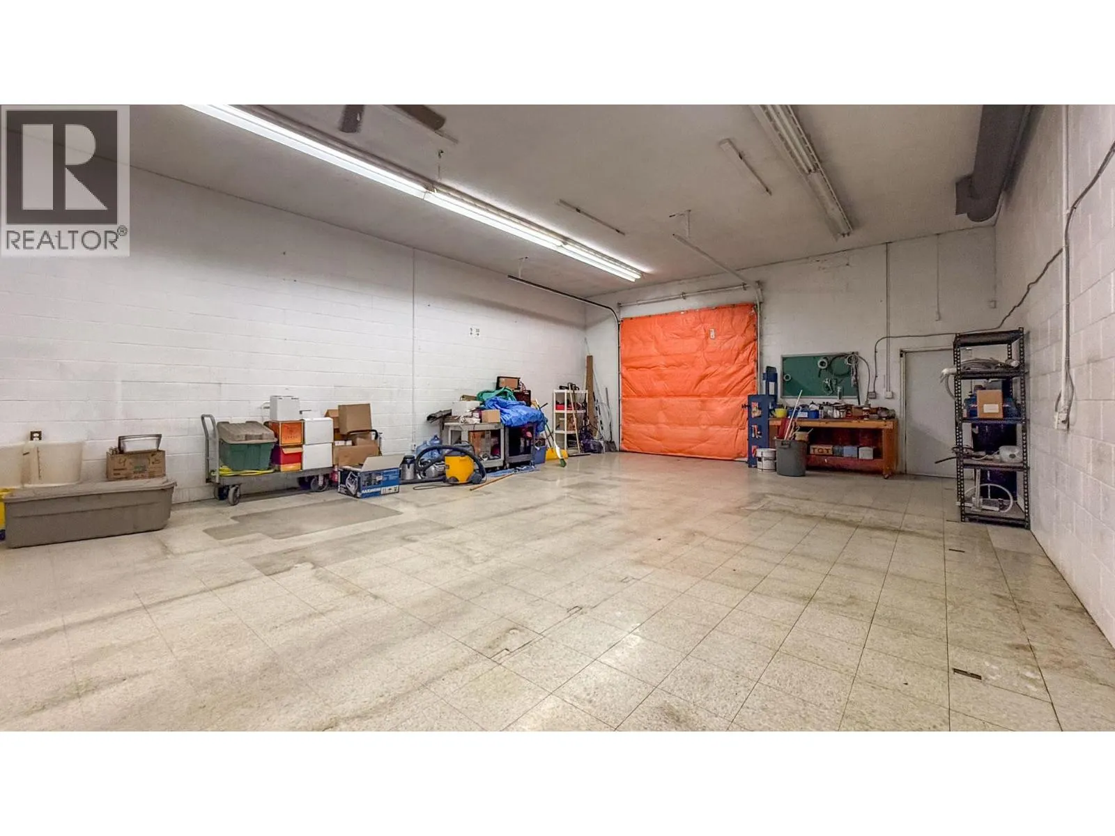 4313 25 Avenue Unit# 2A & 3A