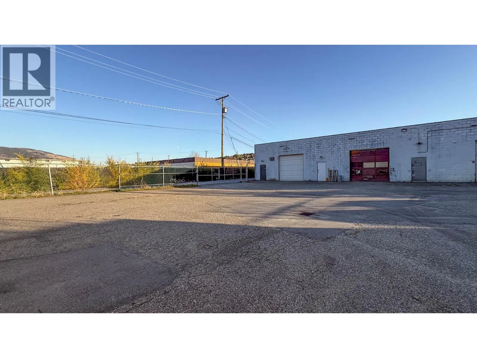 4313 25 Avenue Unit# 2A & 3A