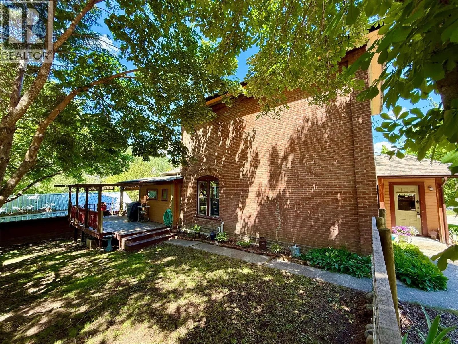 267 LONG LAKE Avenue