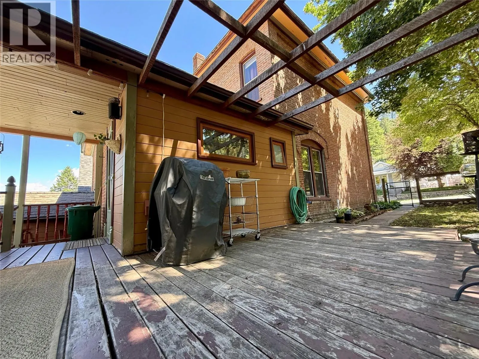 267 LONG LAKE Avenue
