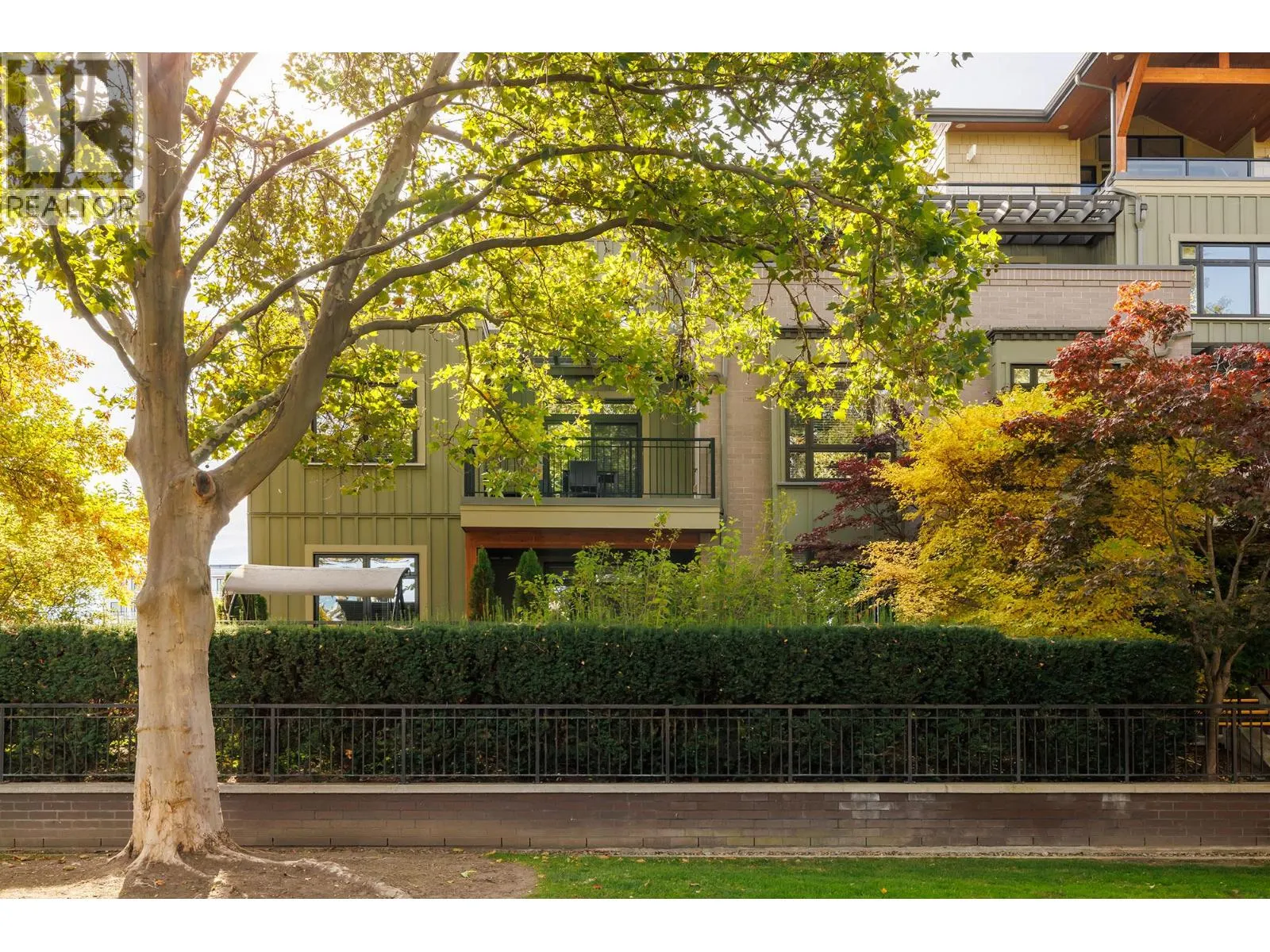 2901 Abbott Street Unit# 103
