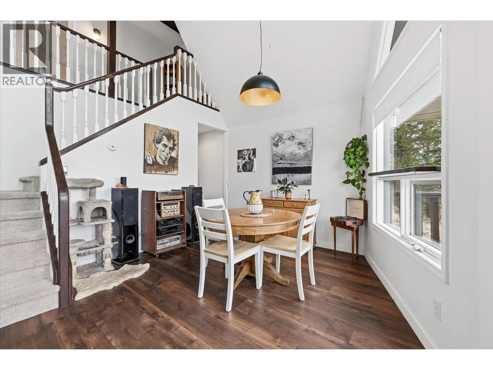 1957 Huckleberry Road