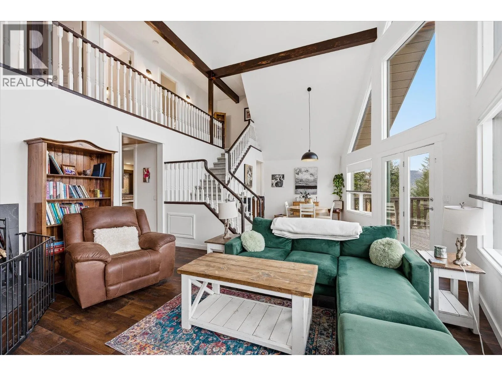 1957 Huckleberry Road