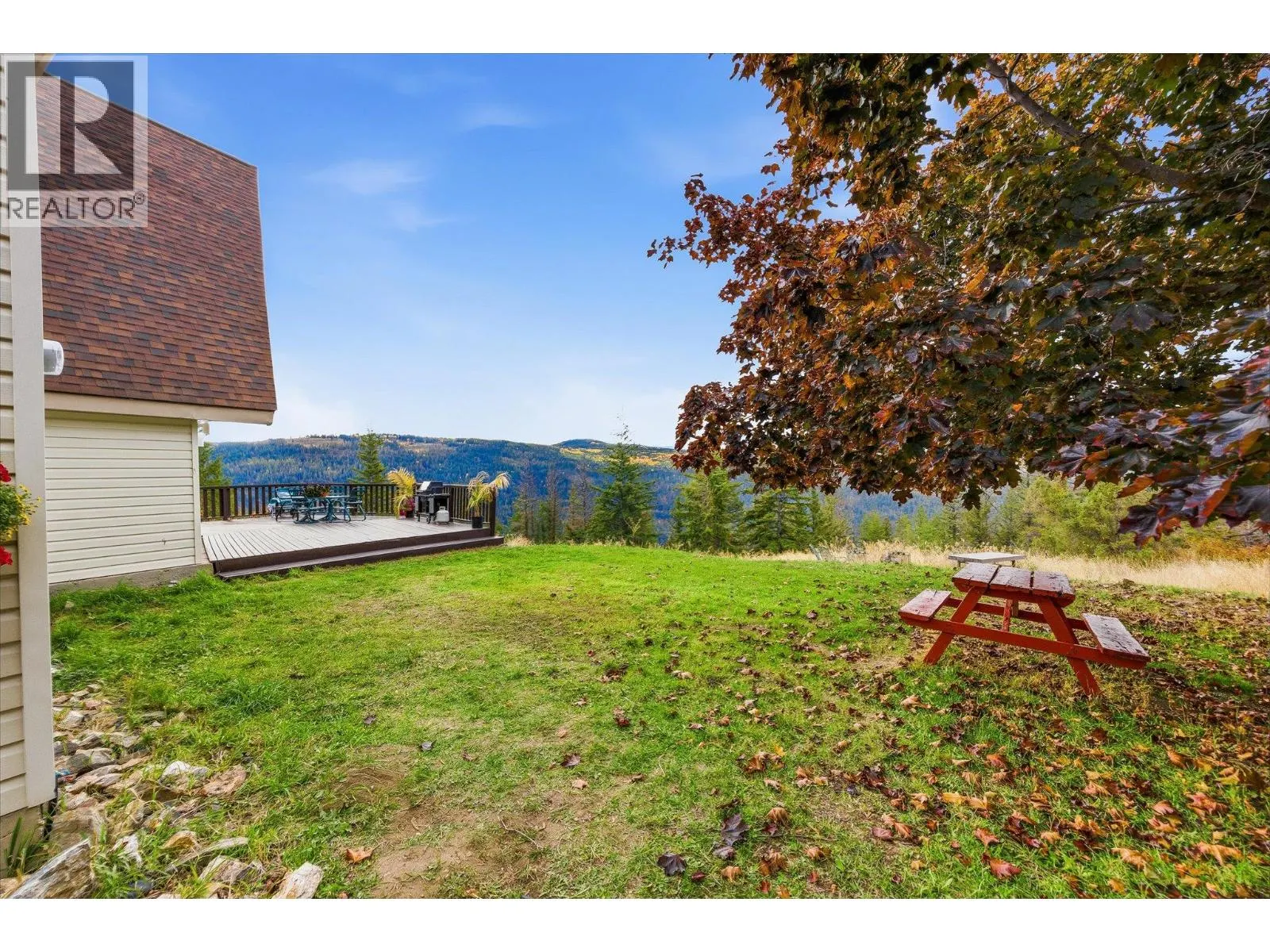 1957 Huckleberry Road