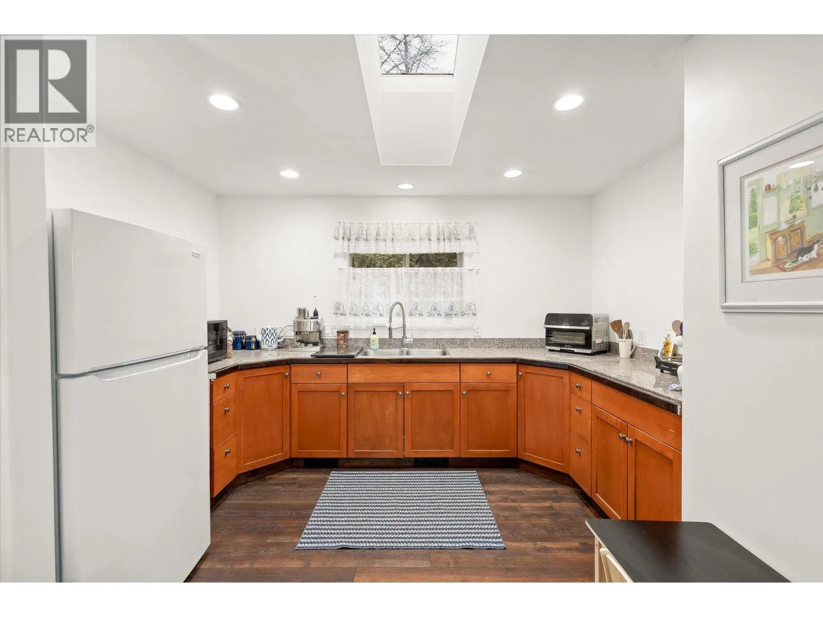 1957 Huckleberry Road