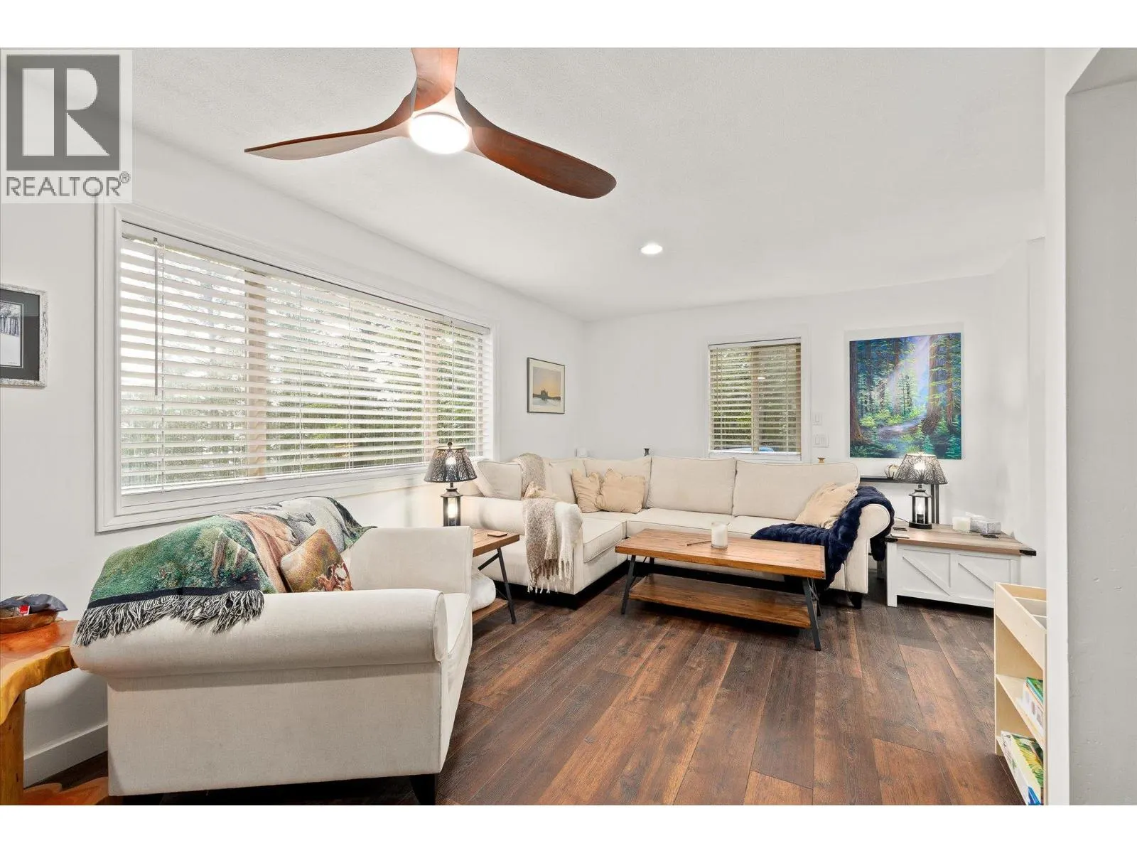 1957 Huckleberry Road