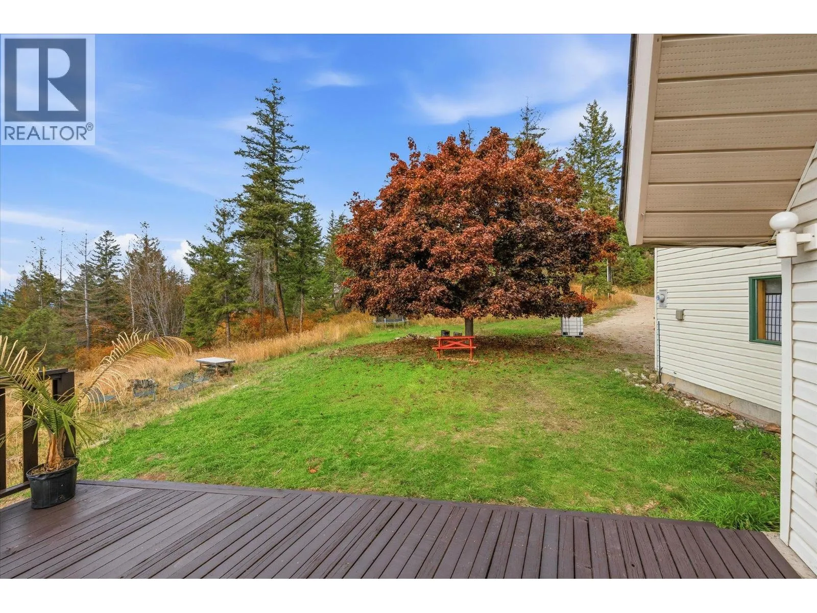 1957 Huckleberry Road
