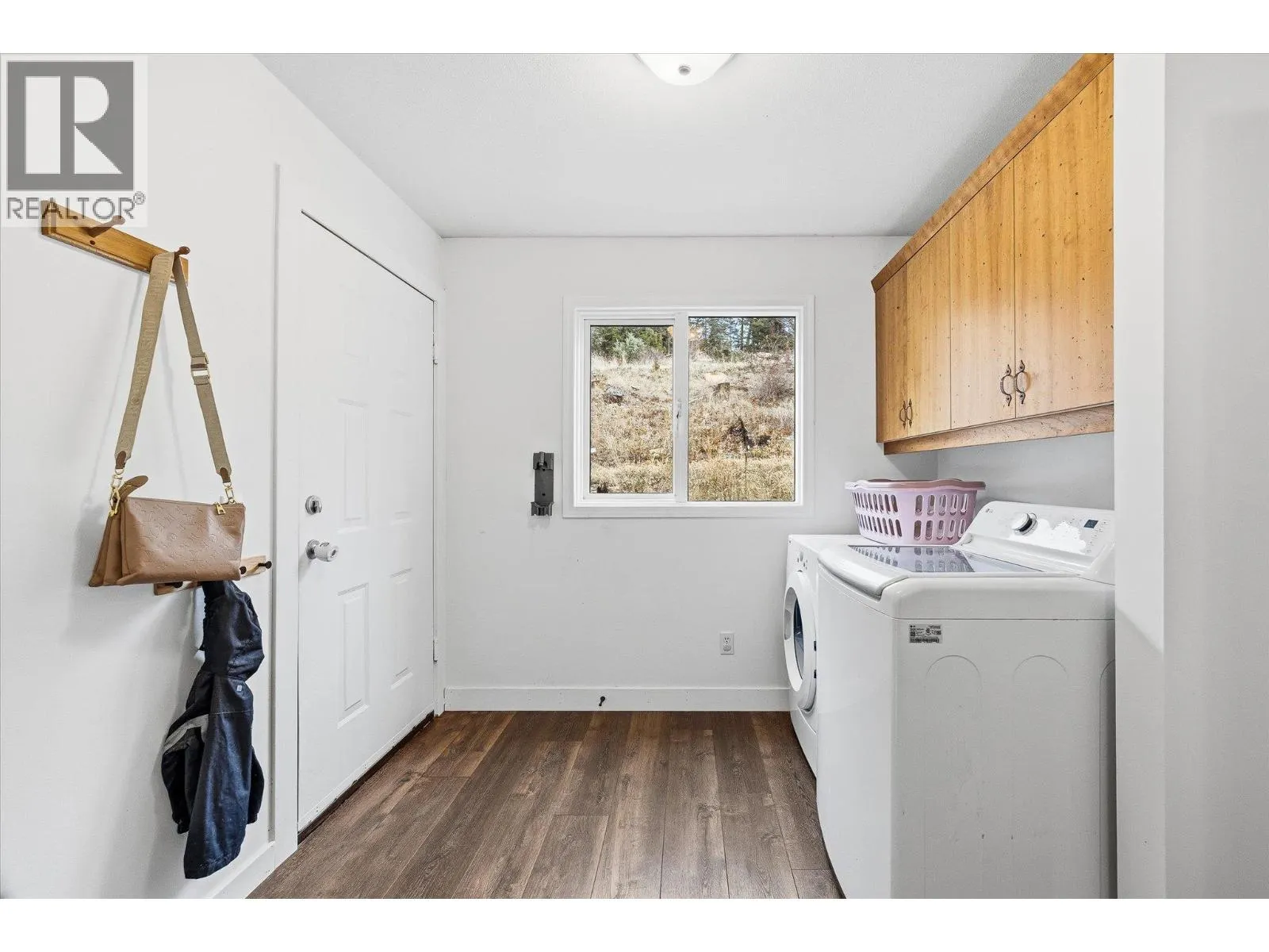1957 Huckleberry Road