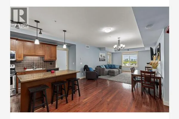 2070 Boucherie Road Unit# 402