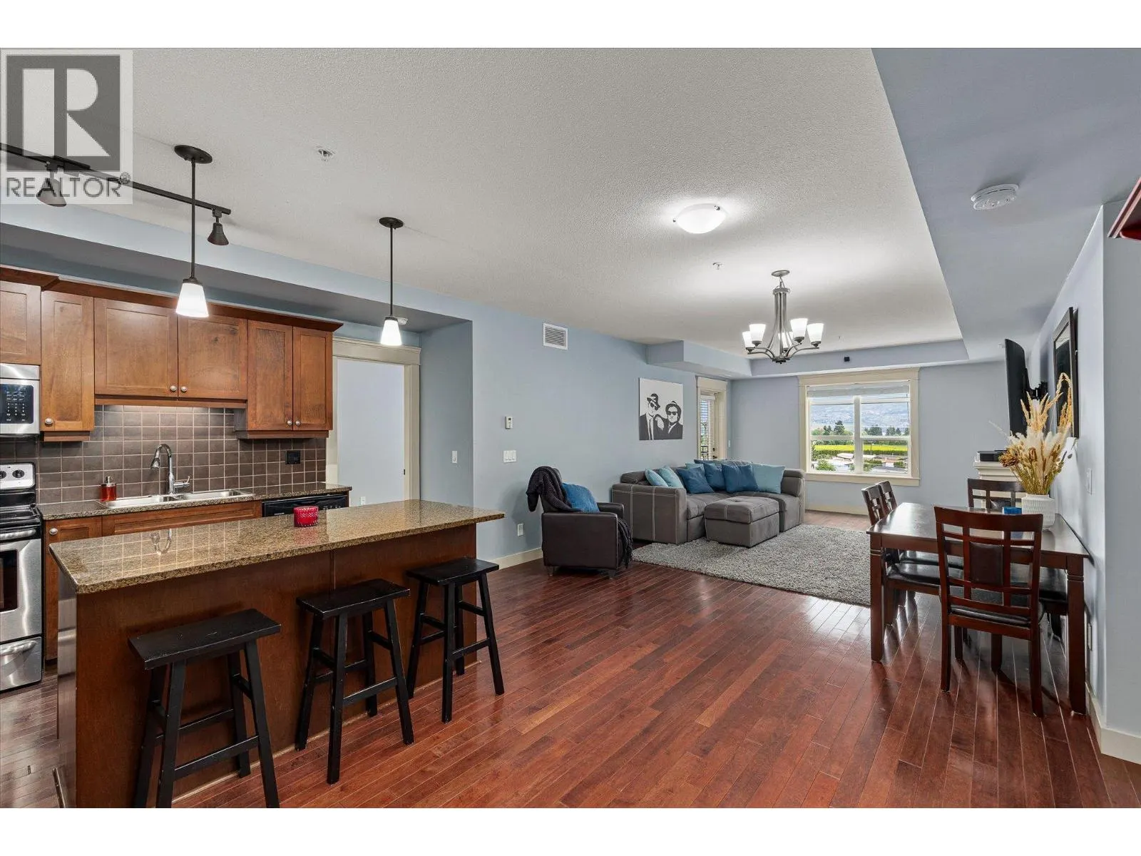 2070 Boucherie Road Unit# 402