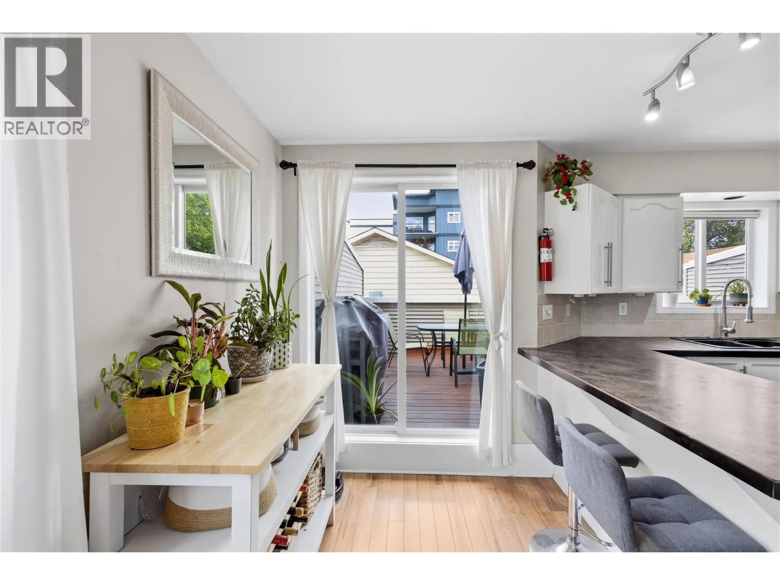 99 CALGARY Avenue Unit# 101