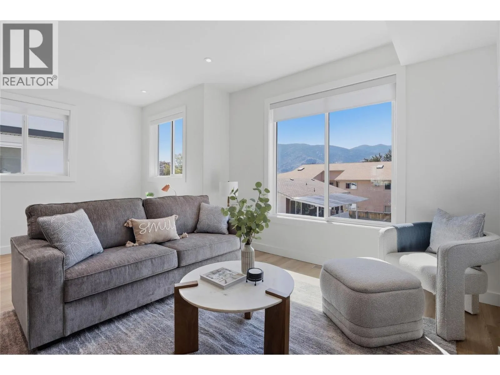 143 GREEN Avenue Unit# 105