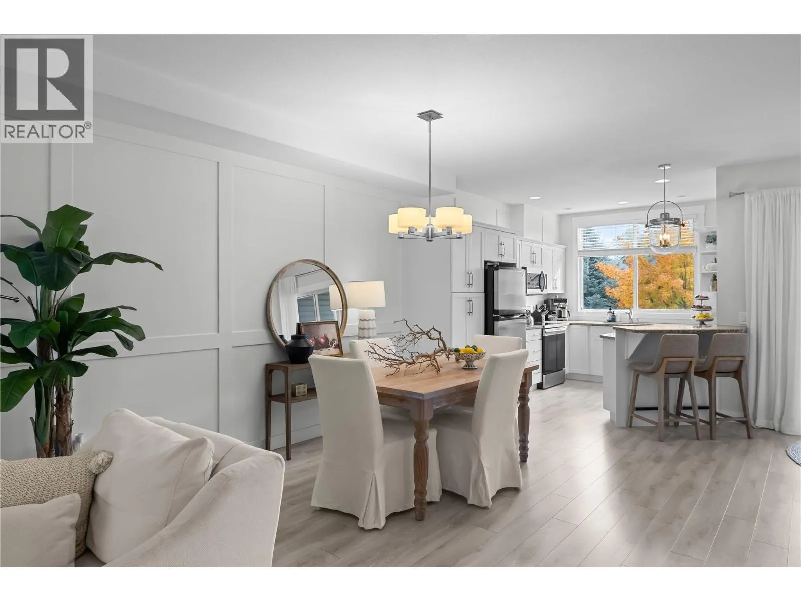 3275 Broadview Road Unit# 10