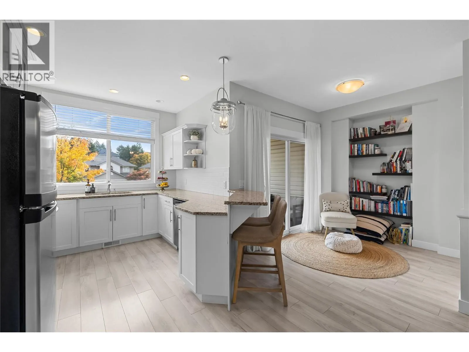 3275 Broadview Road Unit# 10