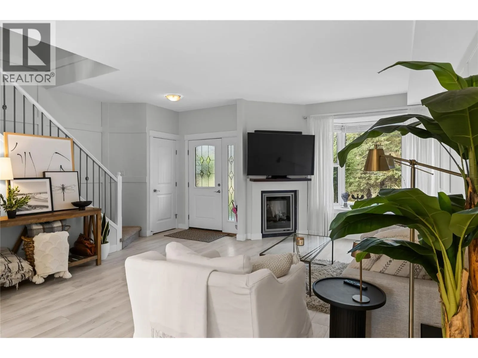 3275 Broadview Road Unit# 10