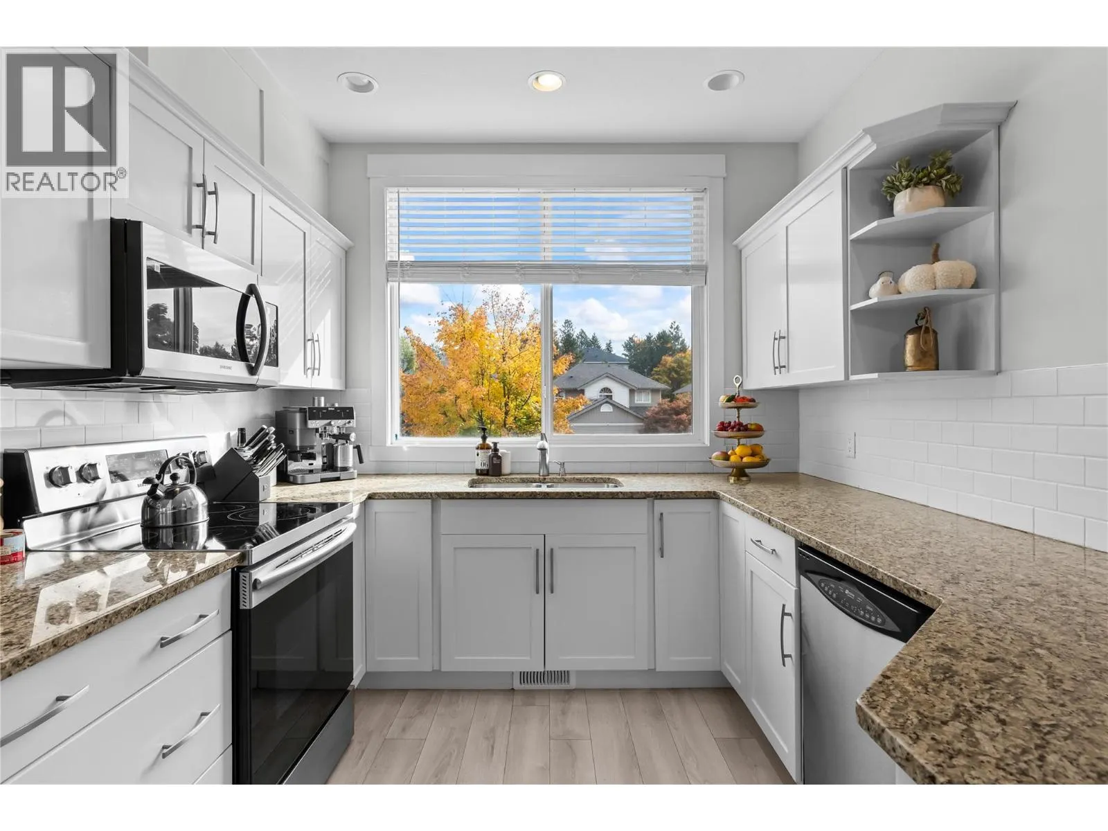 3275 Broadview Road Unit# 10