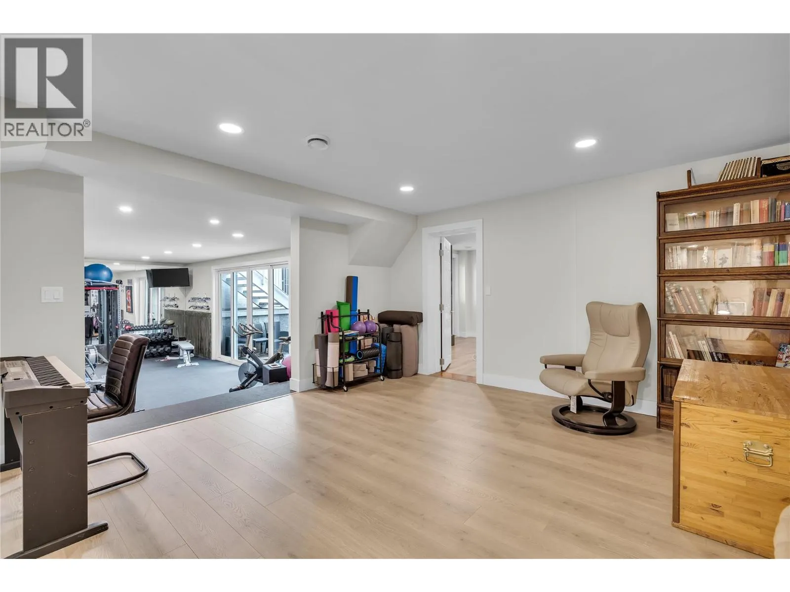 771 Torrs Road